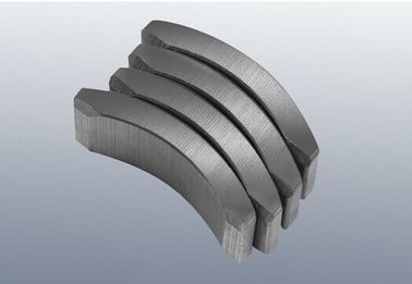 Magnete ad arco con magnete in ferrite per motore BLDC Magnete in ferrite legato NdFeB